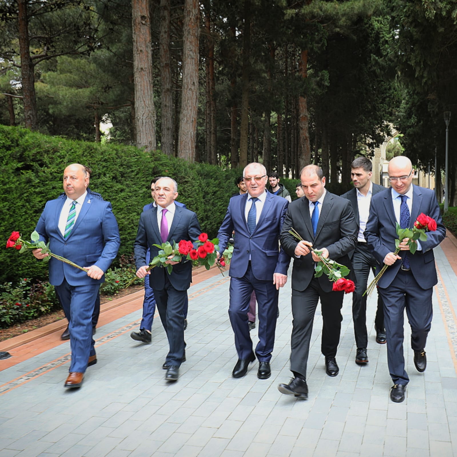 Azərbaycan Cüdo Federasiyasının kollektivi Fəxri Xiyabanda Ulu Öndərin məzarını ziyarət edib