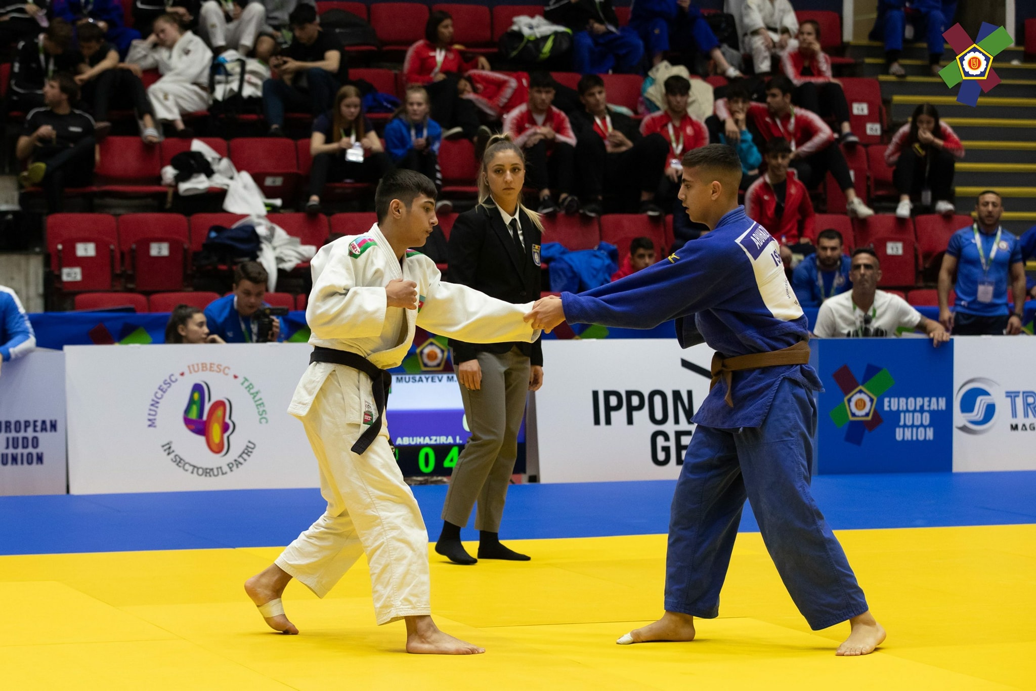 Yeniyetmə cüdoçularımız Rumıniyada 9 medal qazandılar