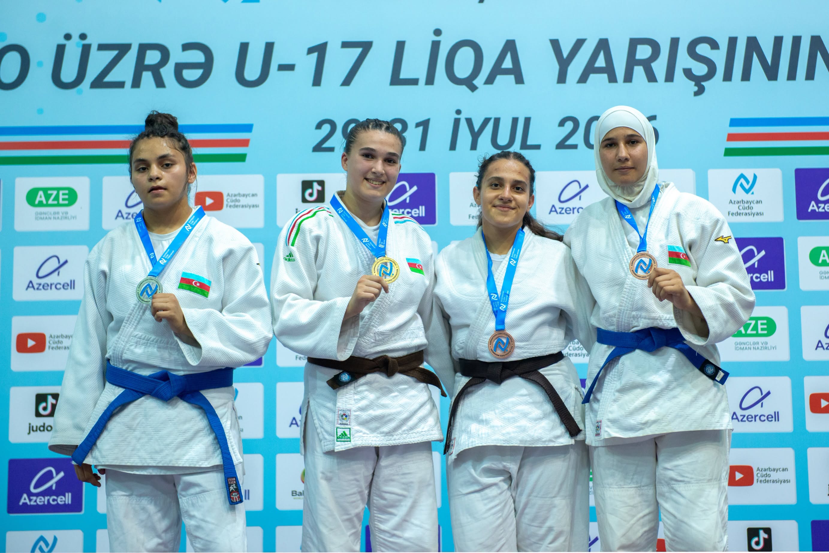 U-17 Liqa yarışının III turu start götürdü