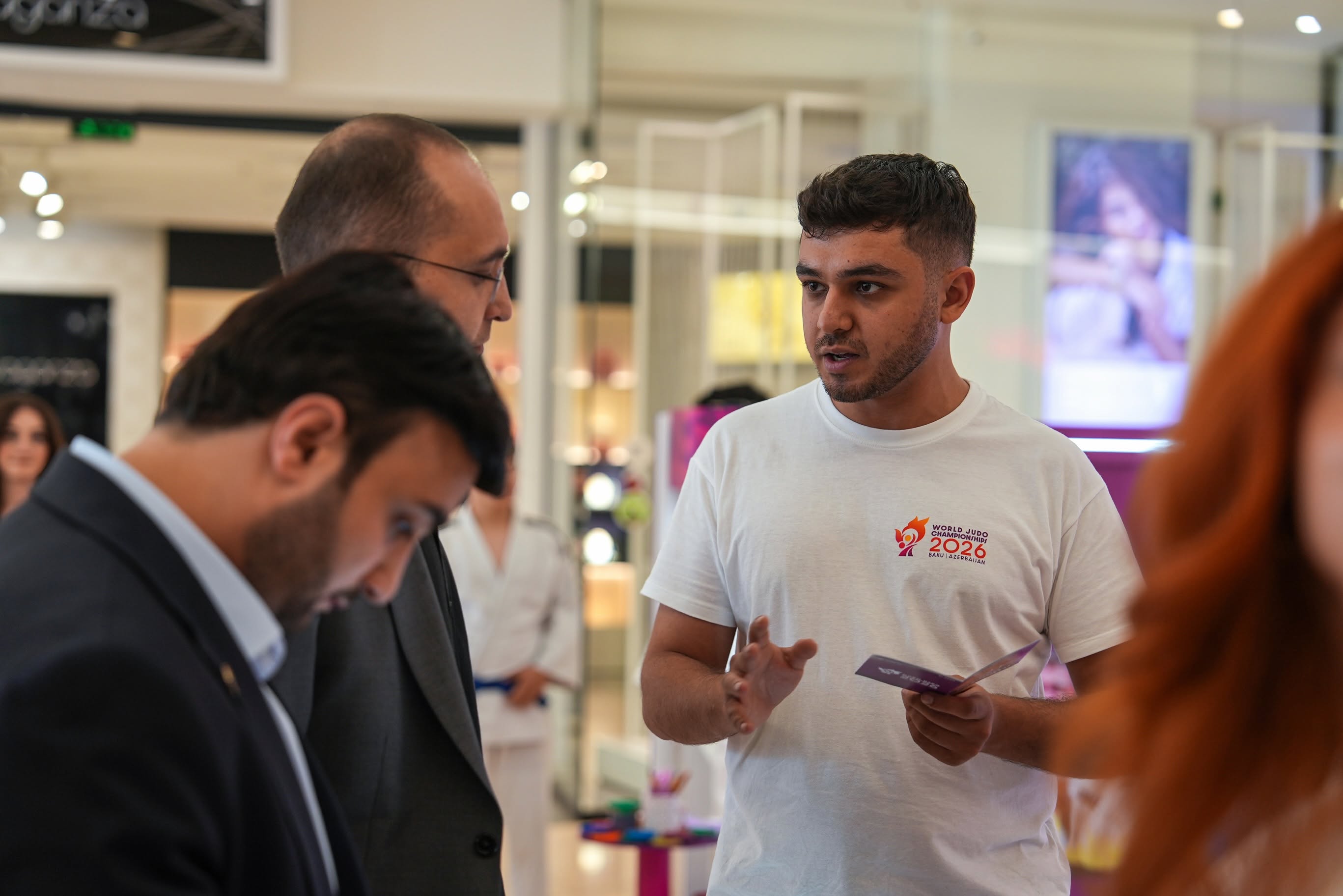 “Dəniz Mall”da dünya çempionatına həsr olunan fan zona yaradılıb