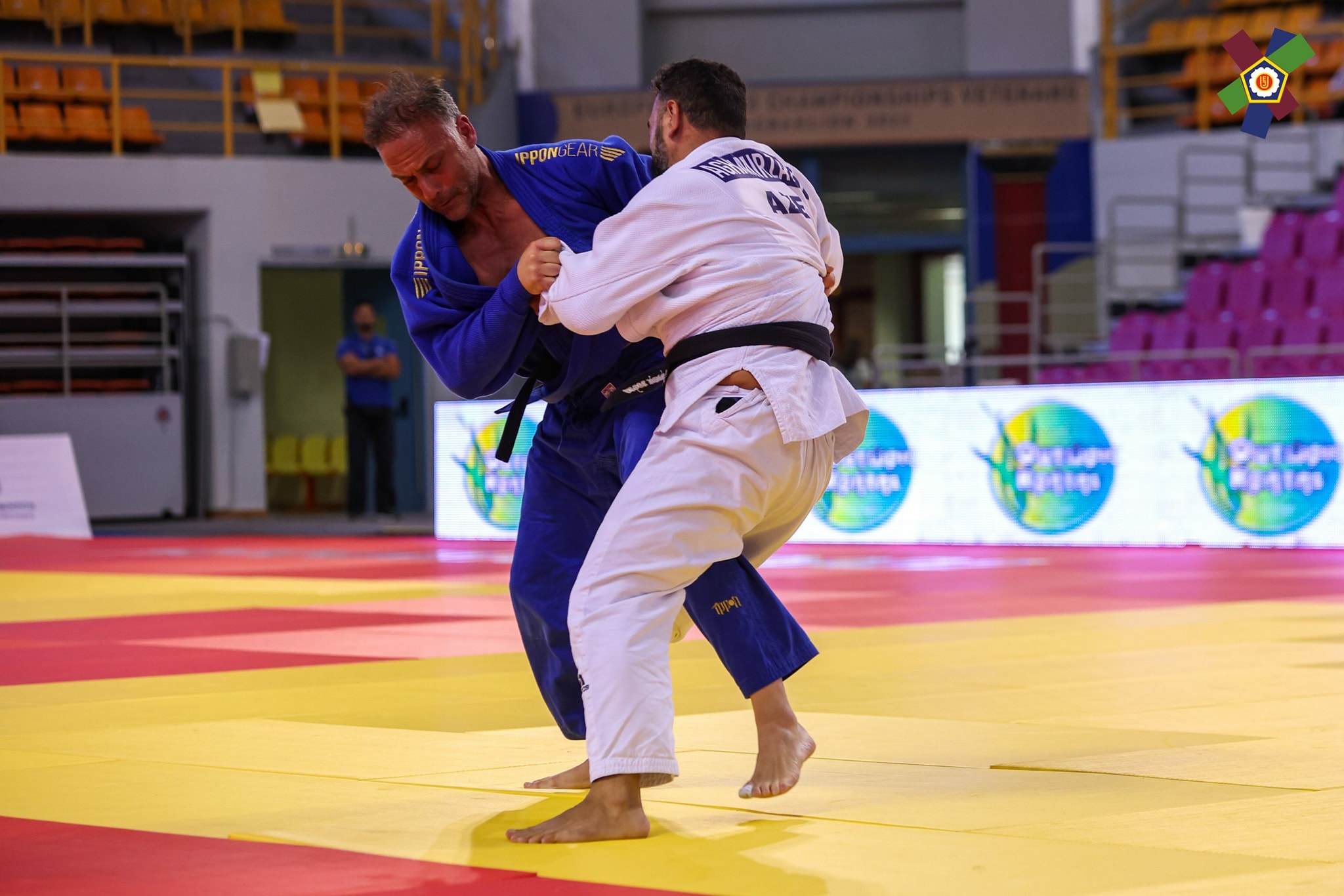 Veteran cüdoçularımız Avropa çempionatının ikinci günündə 3 qızıl, 1 gümüş və 1 bürünc qazanıblar
