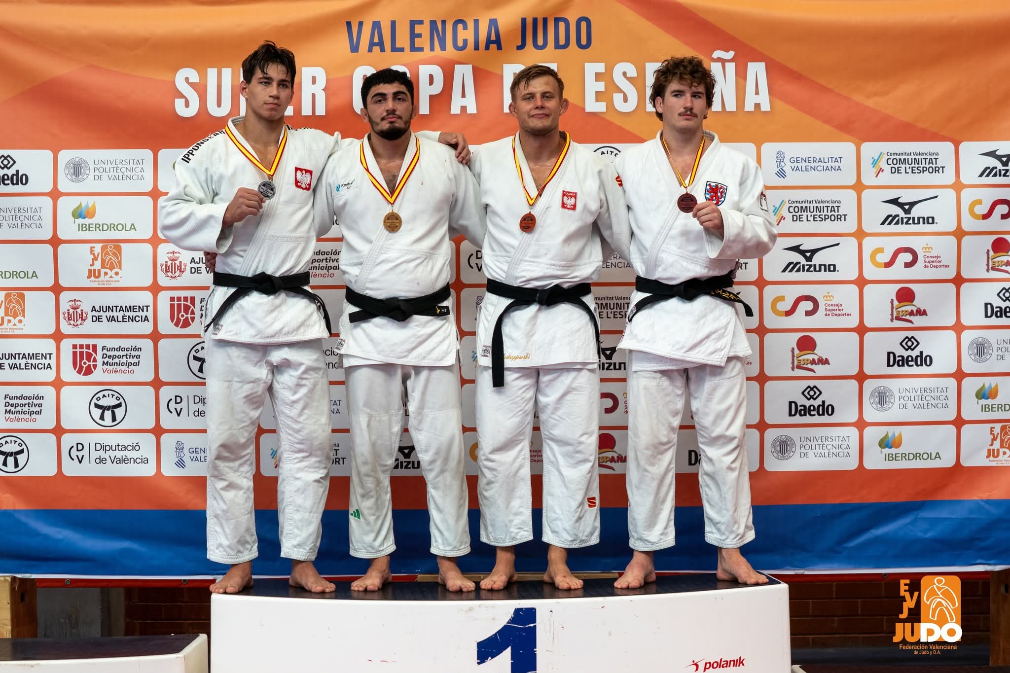 Zelim Tçkayev və Murad Fətiyev İspaniya Super Kubokunda qızıl medal qazanıb